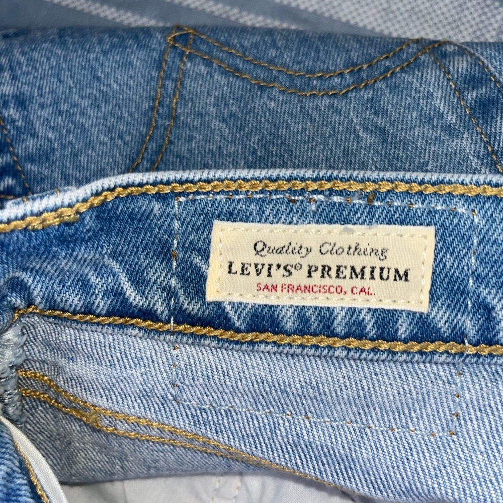 Levi's Ribcage Straight - Picture 4 of 9